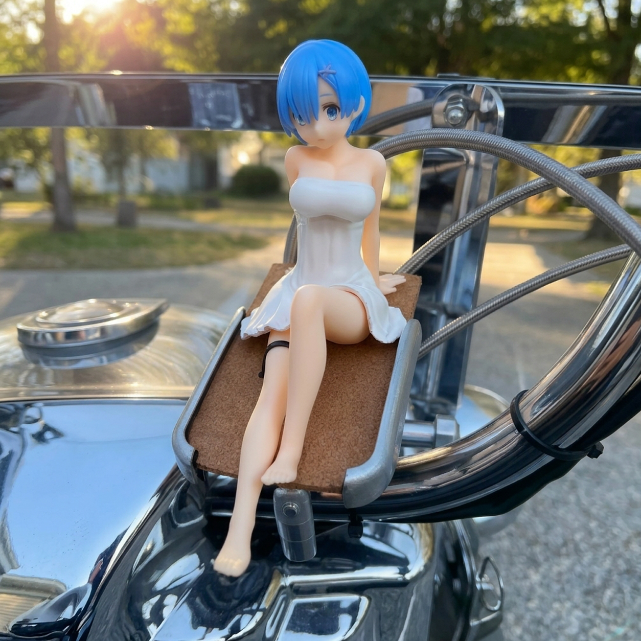 Big-Size Bouncing Dashboard Doll